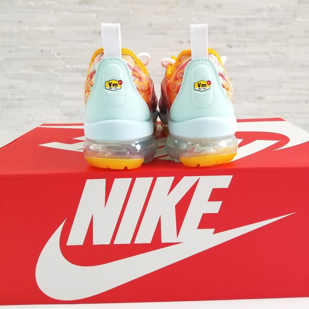 🛑SOLD🛑 New NIKE Air Vapormax Plus QS Sneakers - Picture 3 of 7